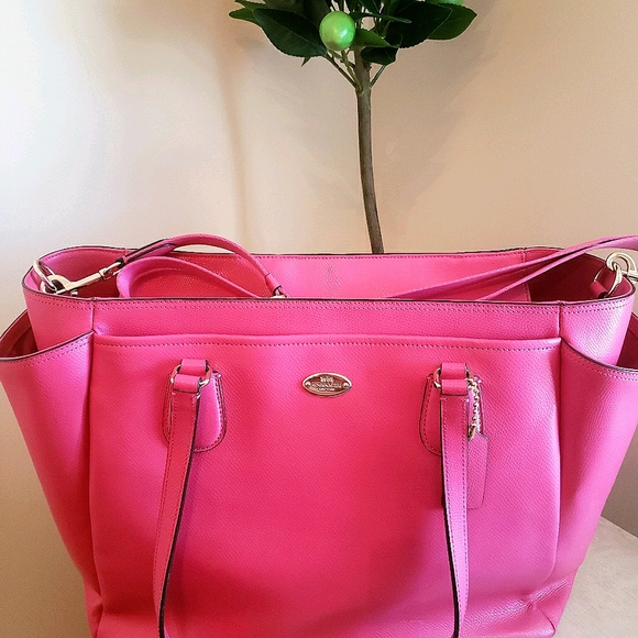 Coach Handbags - Coach Diaper/Laptop Tote